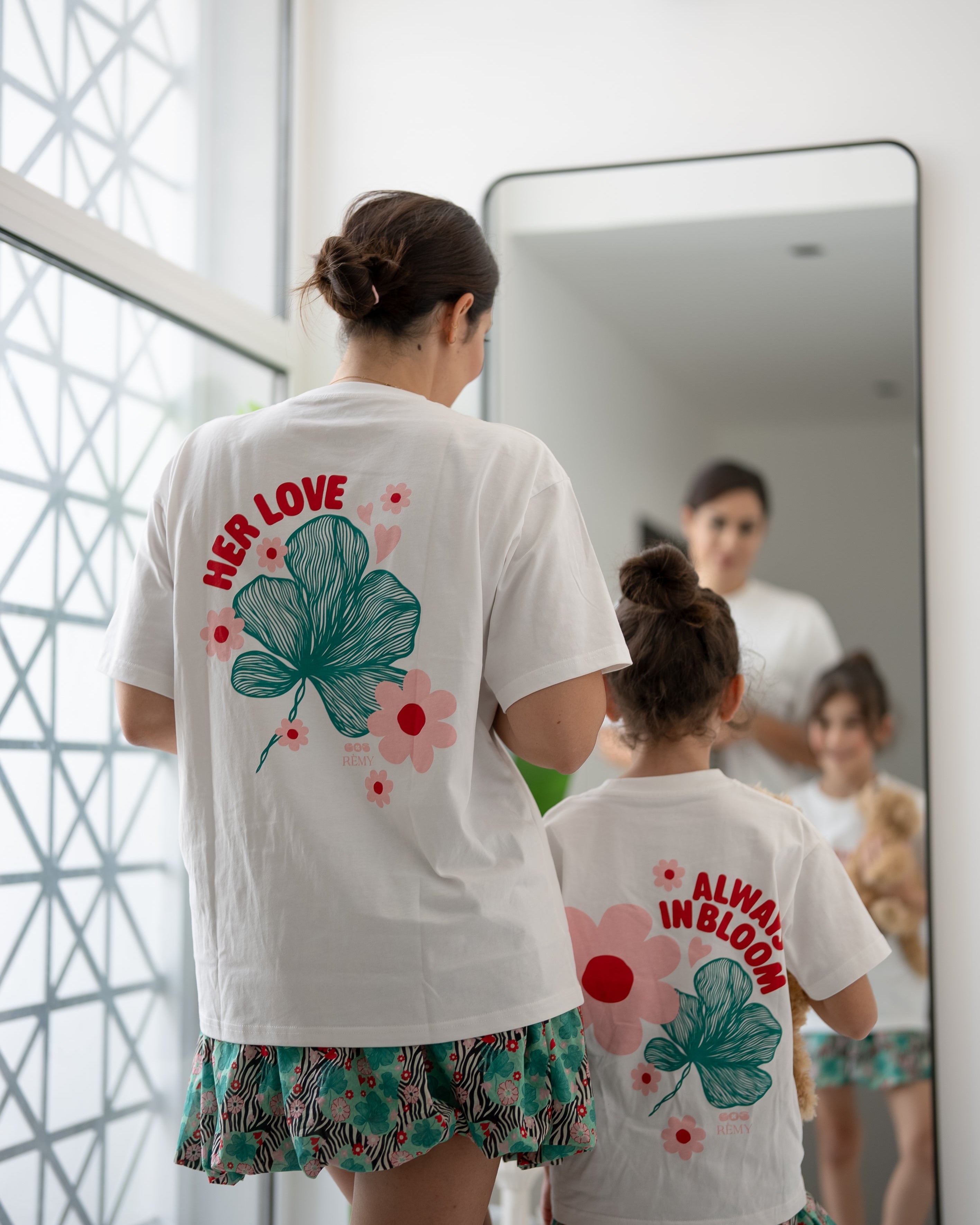 EOS X Remy Bloom Oversized White Cotton Kids T-shirt -