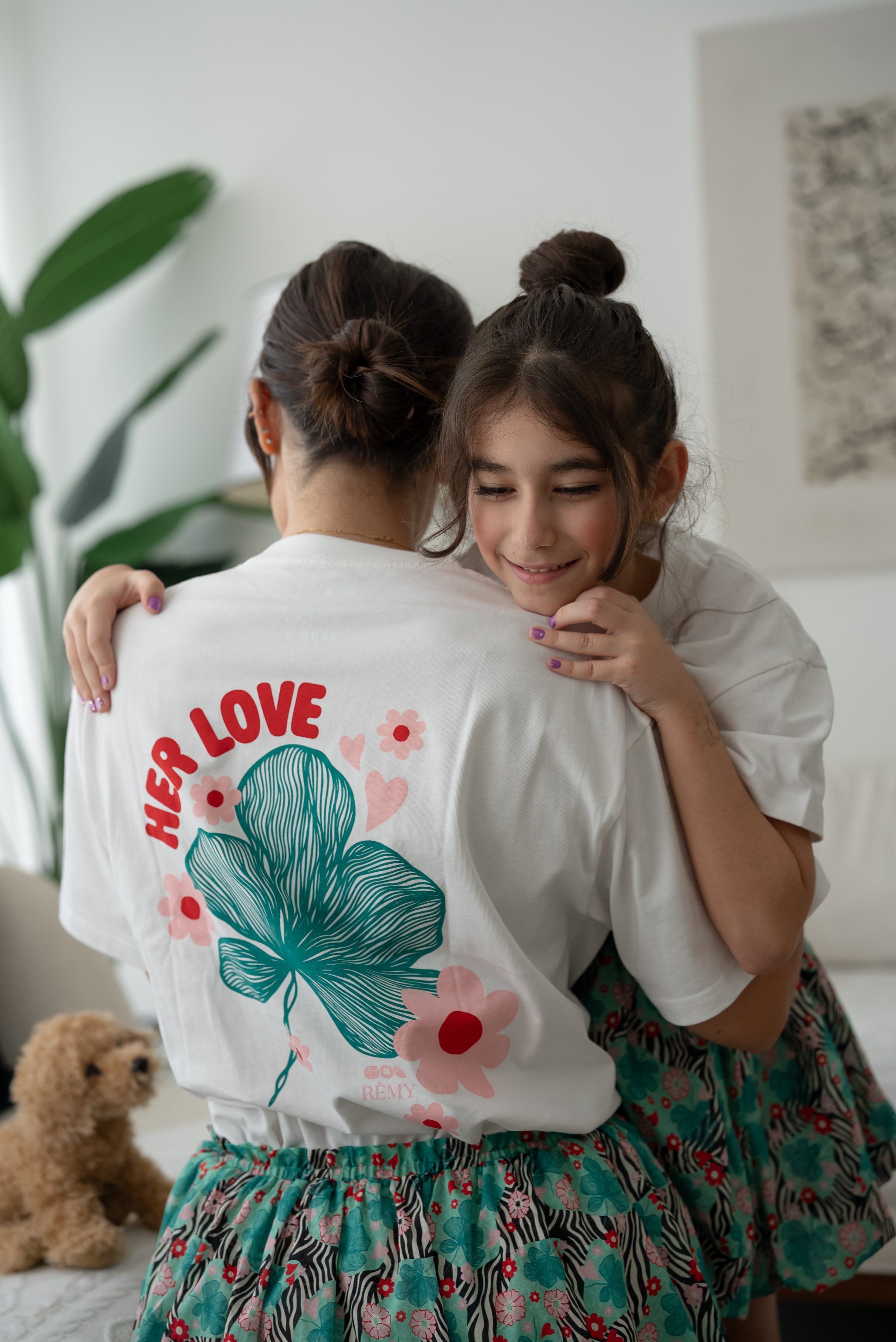 EOS X Remy Bloom Oversized White Cotton Adults T-shirt - 